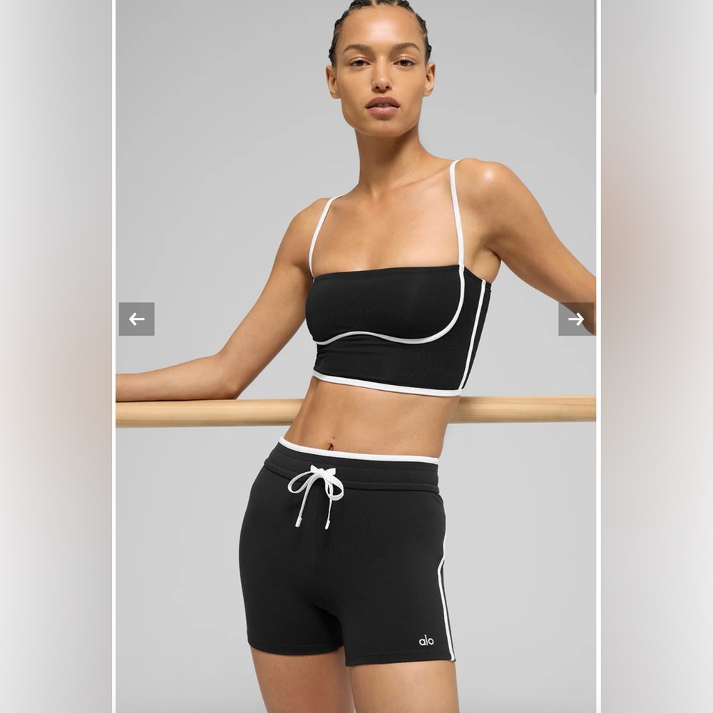 Women's Black and White Airbrush Streamlined Bra Tank